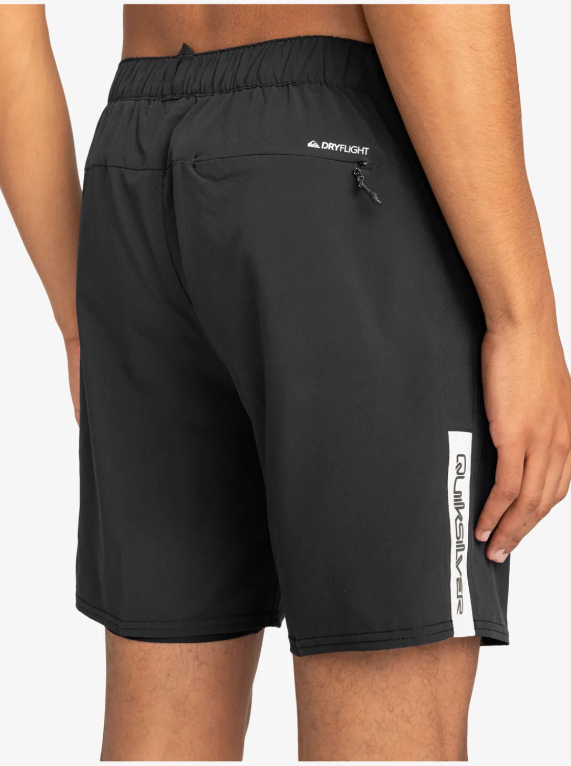 Quiksilver Shorts & Amphibians>Omni 17" Training Shorts BLACK