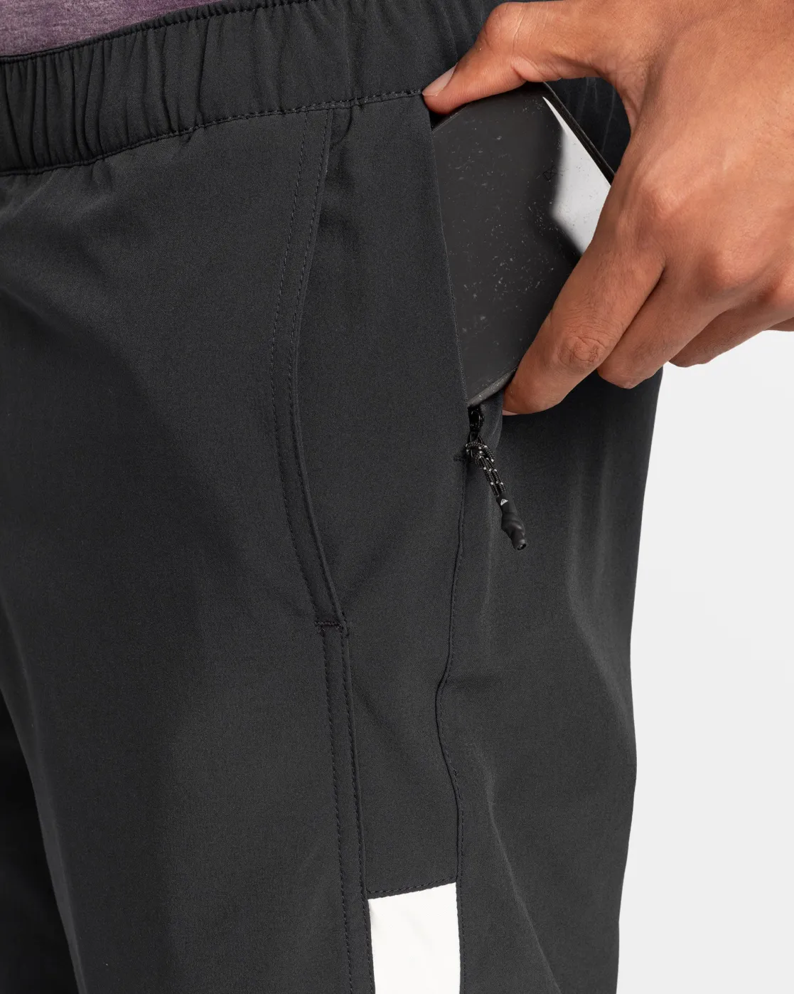 Quiksilver Shorts & Amphibians>Omni 17" Training Shorts BLACK
