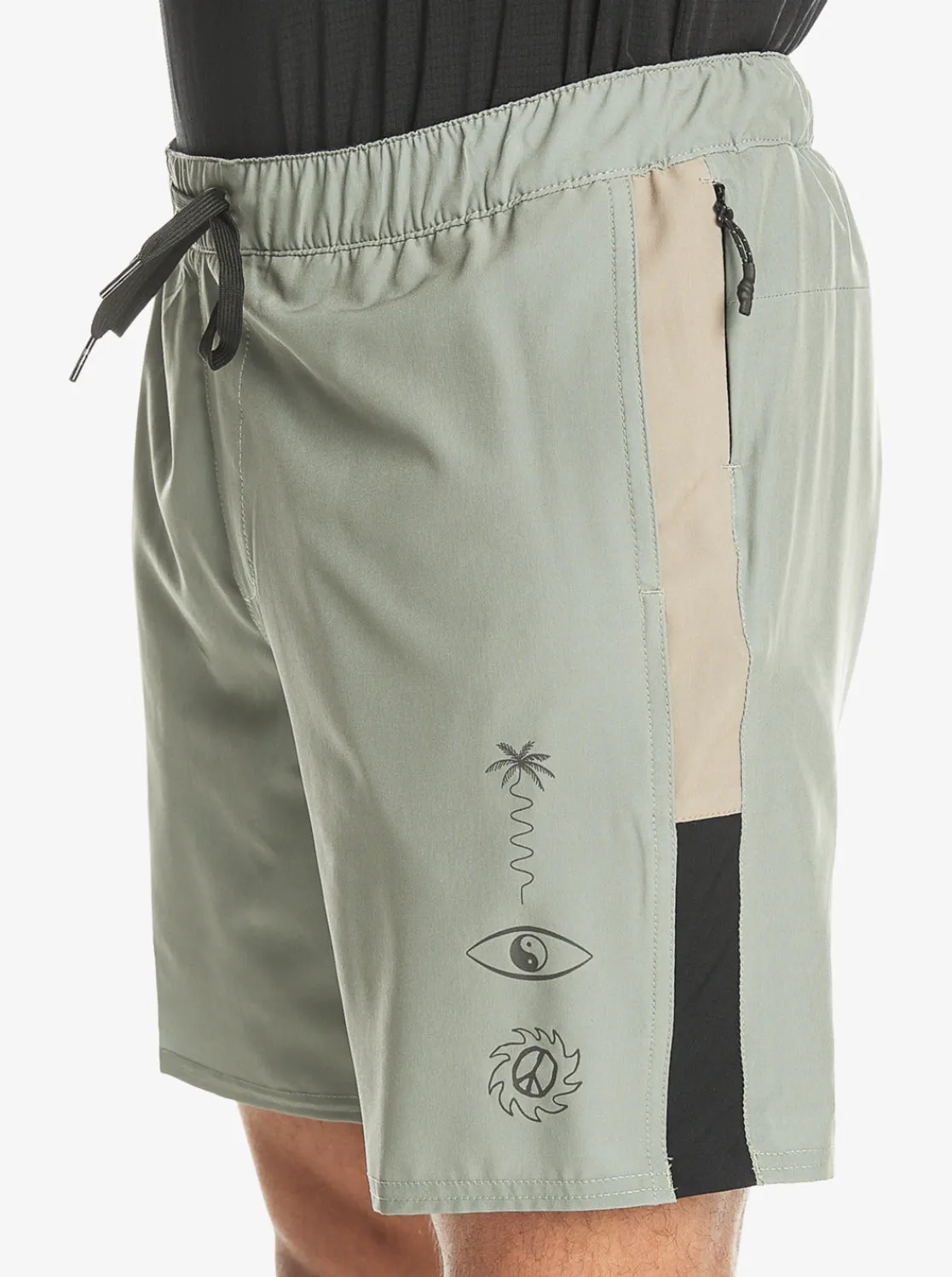 Quiksilver Shorts & Amphibians>Omni 17" Training Shorts SEASPRAY