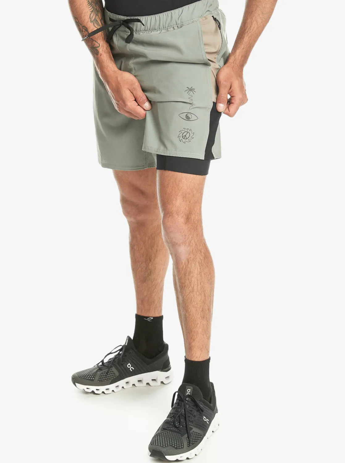 Quiksilver Shorts & Amphibians>Omni 17" Training Shorts SEASPRAY