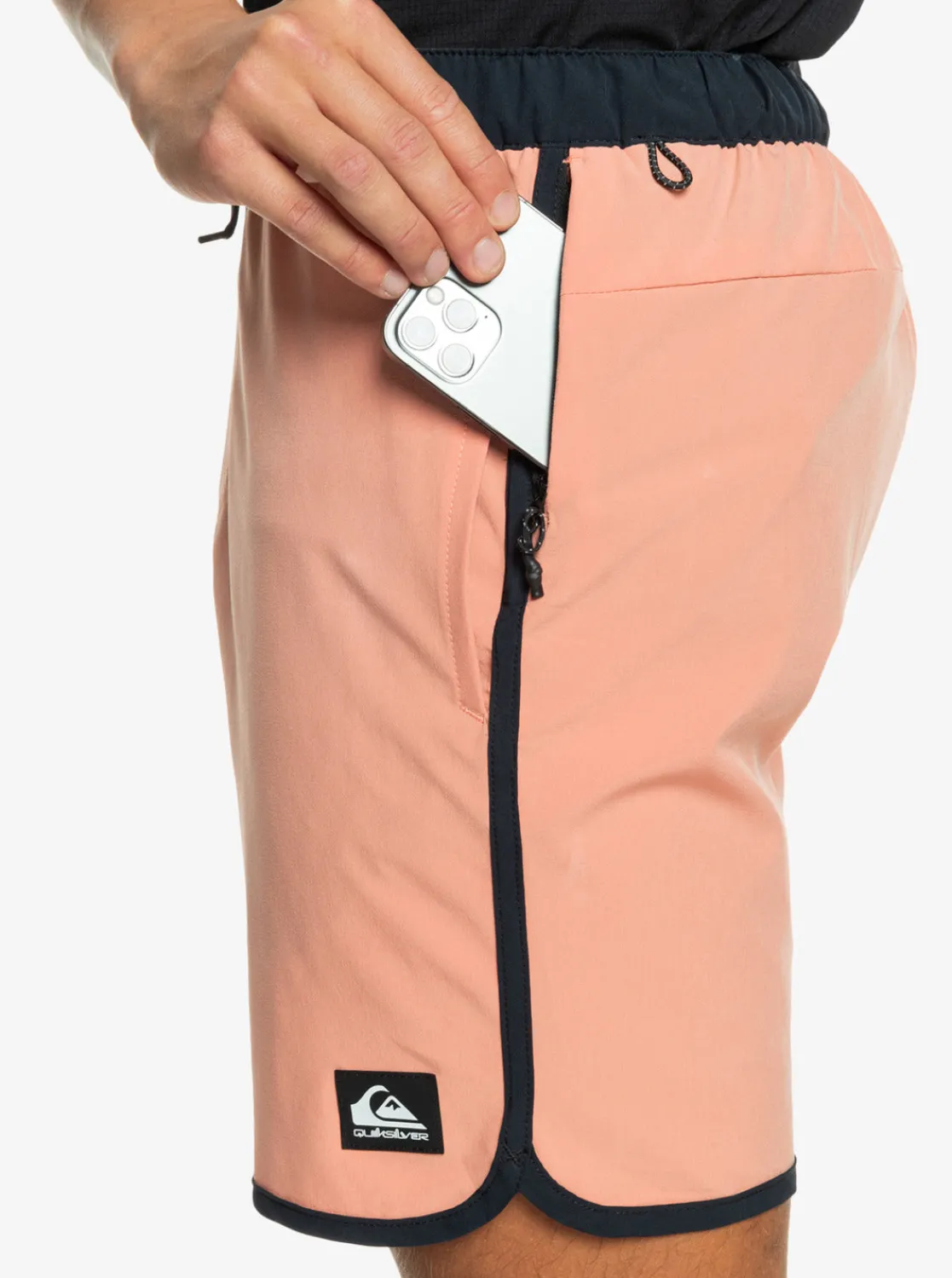 Quiksilver Shorts & Amphibians>Omni Scallop 17" Amphibian Boardshorts CANYONCLAY