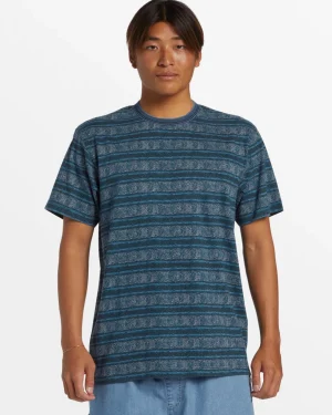Quiksilver Tees>Pacific Tribe T-Shirt - PACIFICTRIBEDARKNAVY