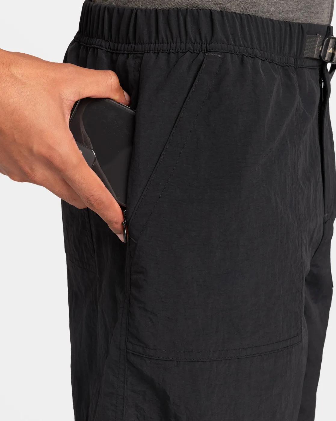Quiksilver Shorts & Amphibians>Run Ashore 18" Shorts BLACK