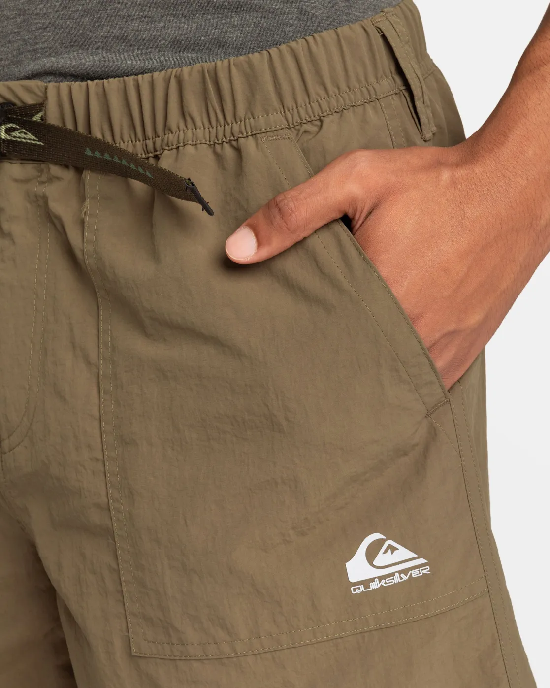 Quiksilver Shorts & Amphibians>Run Ashore 18" Shorts CANTEEN