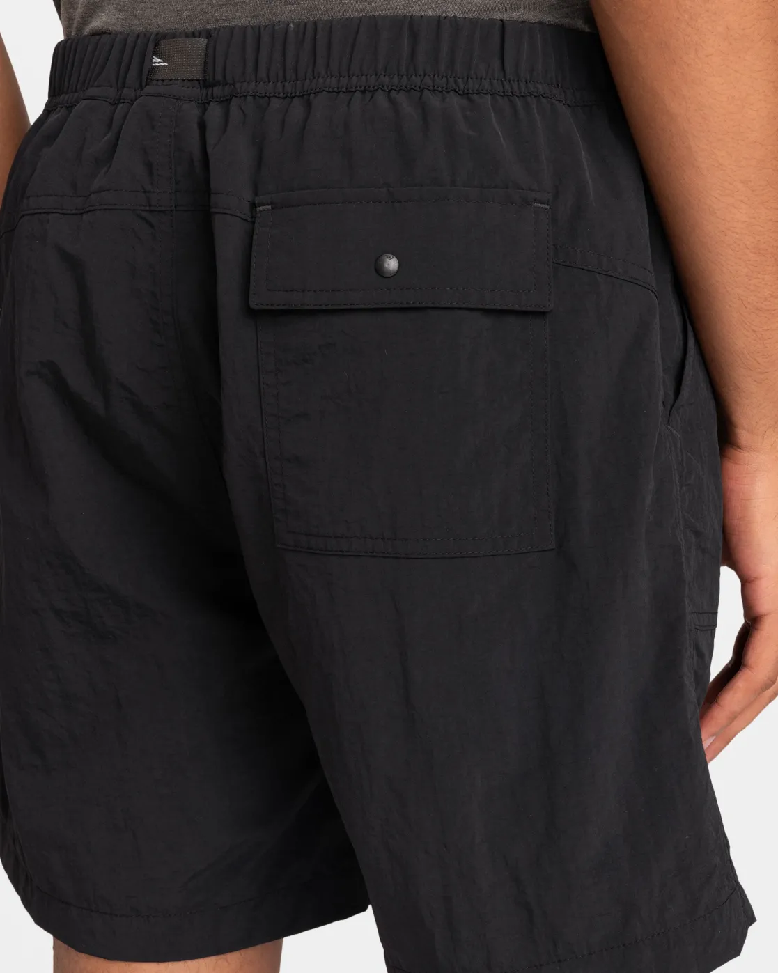 Quiksilver Shorts & Amphibians>Run Ashore 18" Shorts BLACK