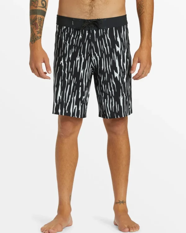 Quiksilver Boardshorts | Boardshorts>Surfsilk Straight Leg 19" Boardshorts BLACK