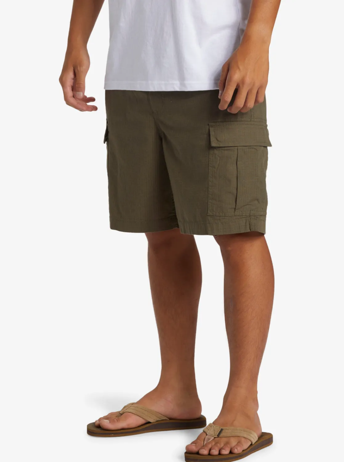 Quiksilver Shorts & Amphibians>Taxer Cargo Shorts GRAPELEAF