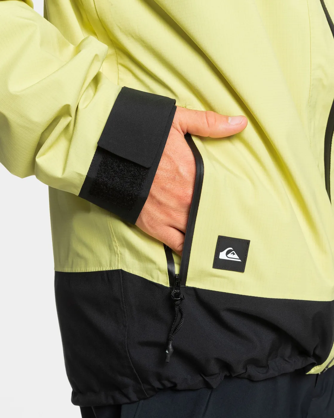 Quiksilver Snow Jackets>Ultralight 20K Snow Jacket CELERYGREEN